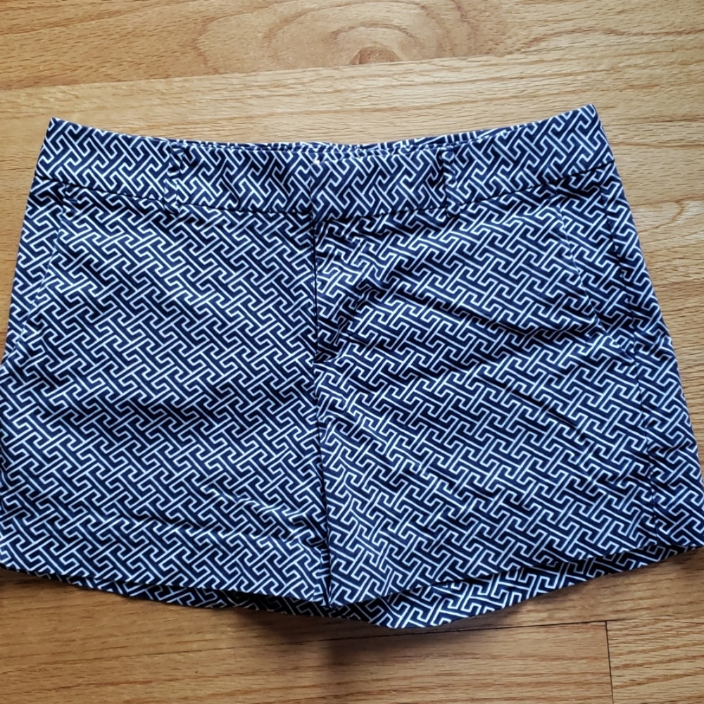 Geometric print shorts